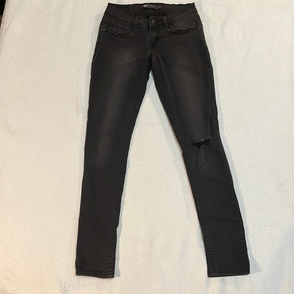 Low-Rise Skinny Levi’s Jeans